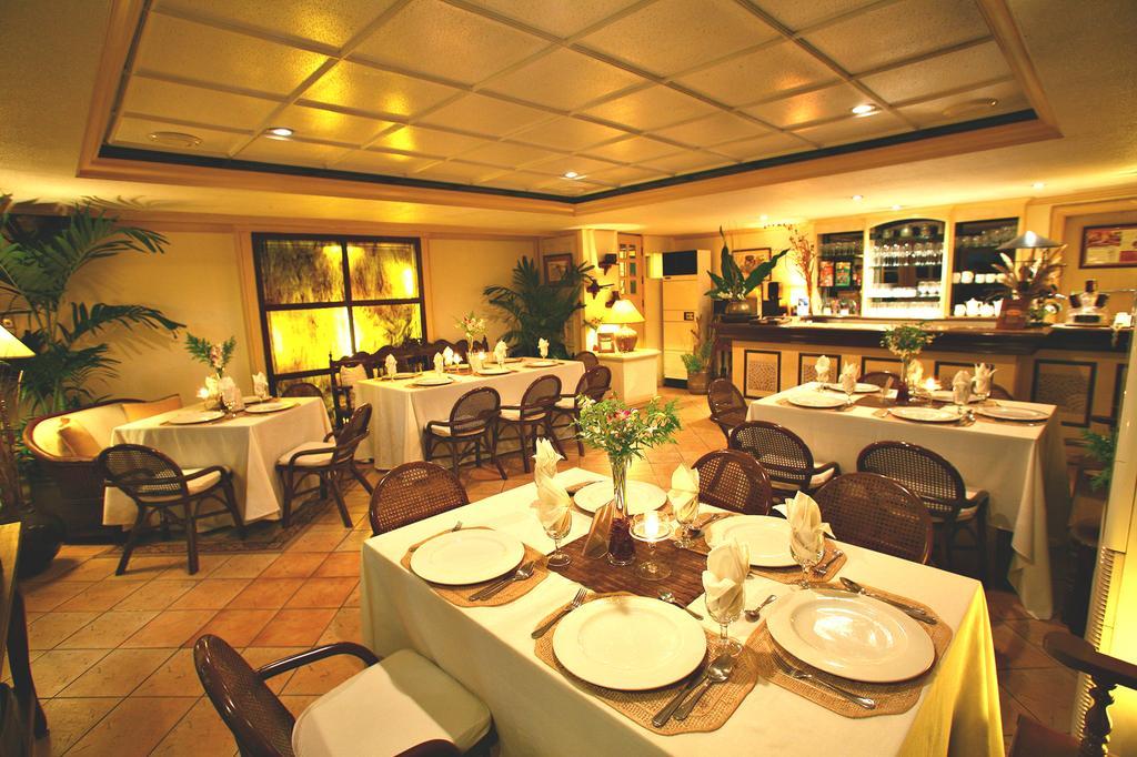 Villa Margarita Hotel Davao City Εξωτερικό φωτογραφία